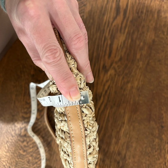 Poolside Cesi Conch Bag - Picture 9 of 9